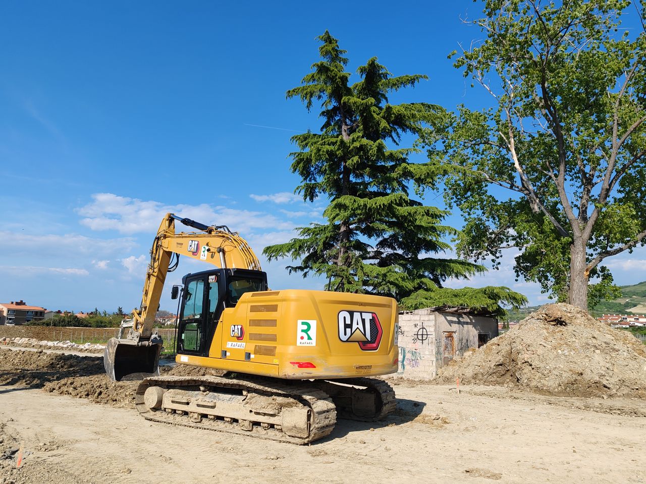 Common Excavator ECM Problems, Fault Codes & Repair Solutions Excavator ECM Electronics Repair in Near me